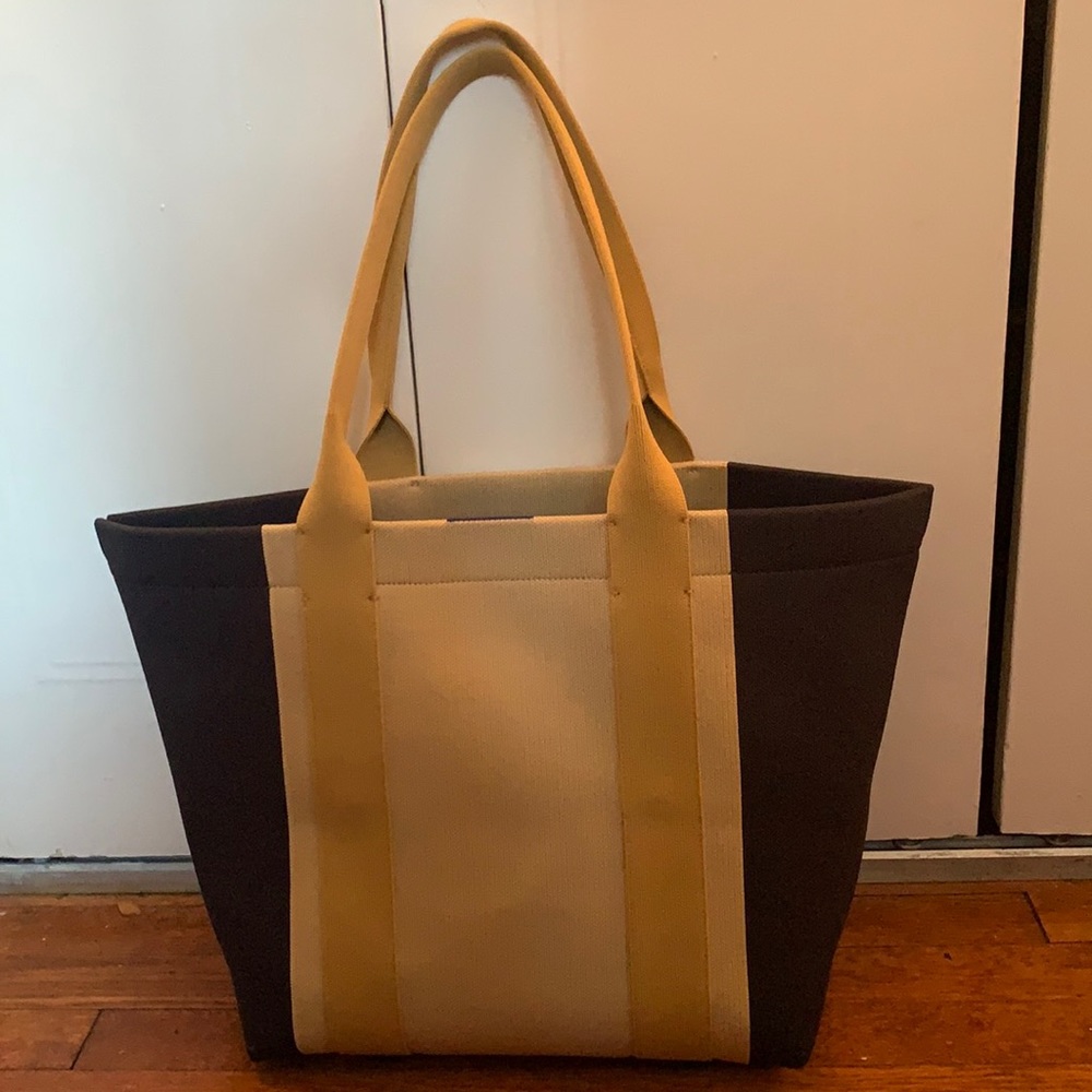 Rothys Essential Tote